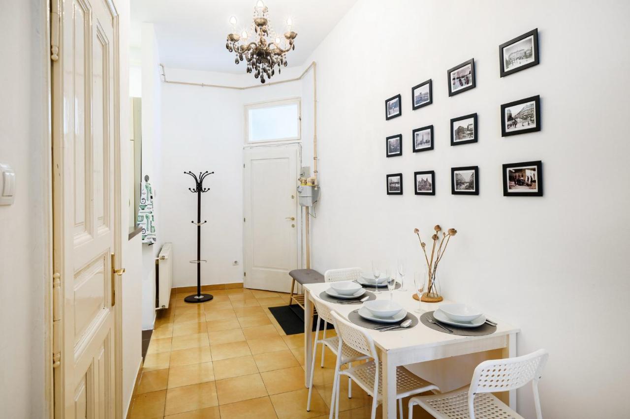 Spacious & Serene Downtown Home With Free Parking Budapest Extérieur photo